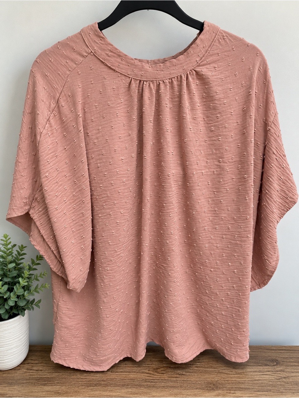 🌸 Dusty Rose Swiss Dot Flowy Blouse • Size 5XL • Fits Like 20/22